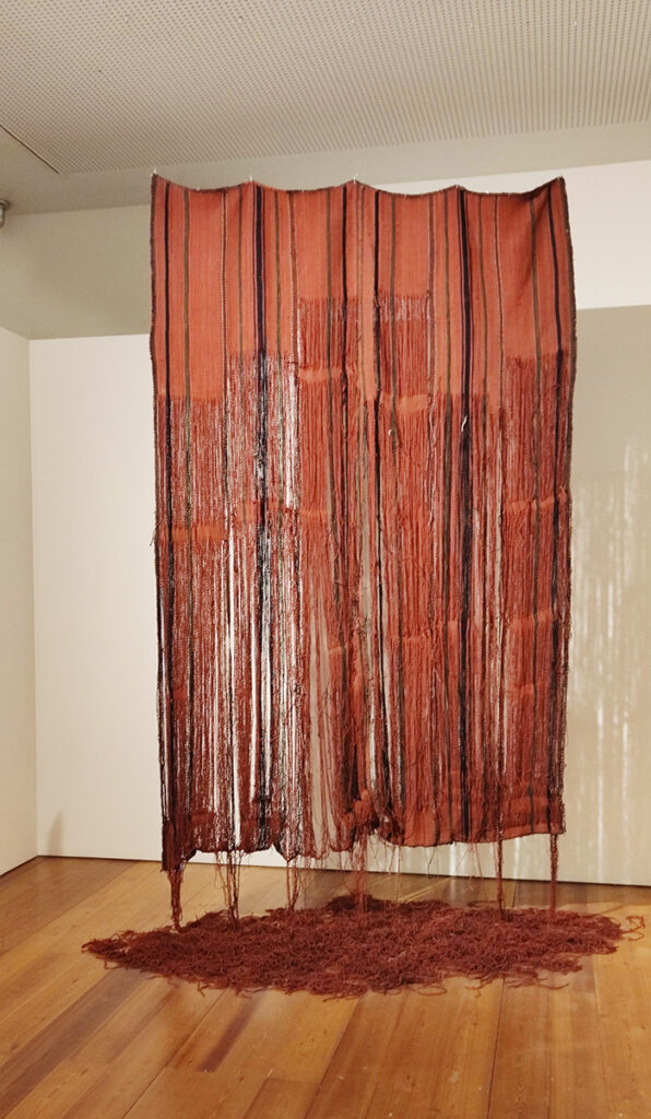 Lara Salous/ Palestine: “What Remains”, 2022, 180 x 300 cm Textile Art - What remains Lara Salous